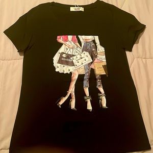 Black printed t-shirt